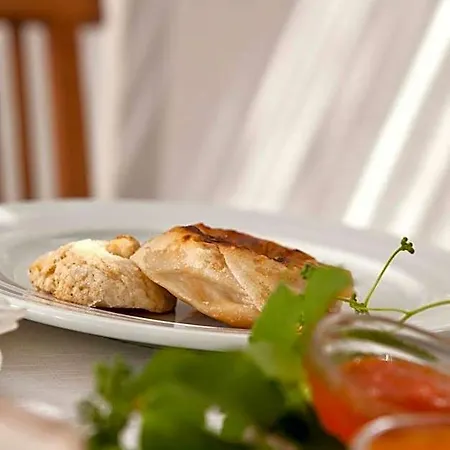 Moshinos Hotel Ayvalik